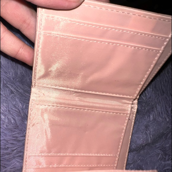 Pink wallet - Picture 2 of 3